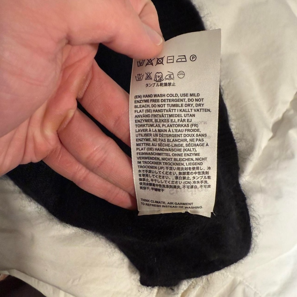Acne Studios Demi Mix PAW14 Wool Mohair Oversized Black Sweater - Picture 5 of 5